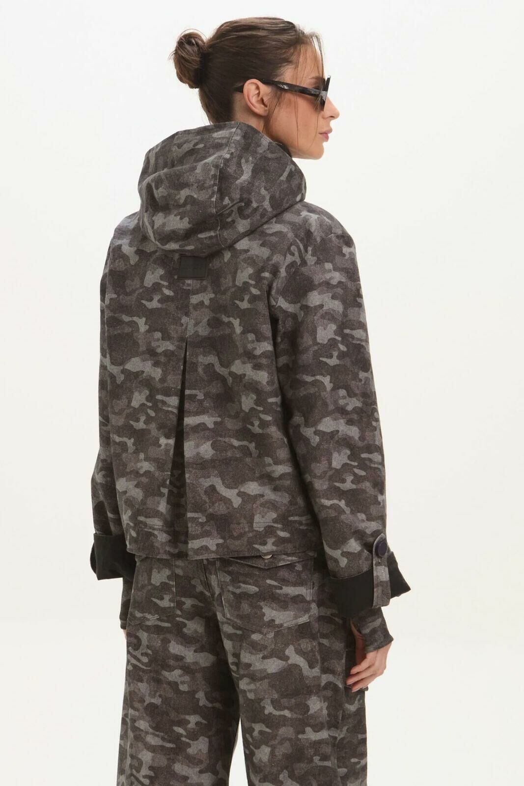 Imagem de Casaco Raissa Grey Camouflage Le Blog